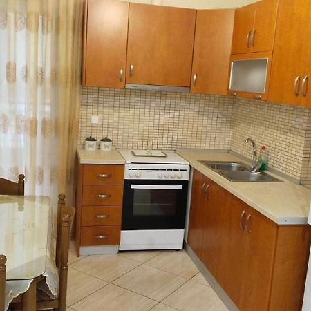 Appartement Ομορφο Διαμερισμα Στο Κεντρο Της Πολης Με Παρκιν à Tríkala Extérieur photo