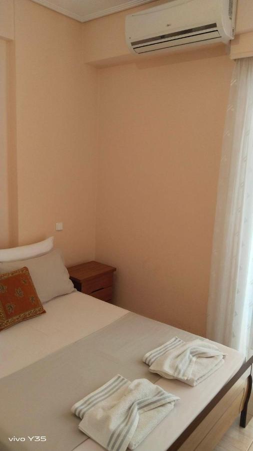 Appartement Ομορφο Διαμερισμα Στο Κεντρο Της Πολης Με Παρκιν à Tríkala Extérieur photo